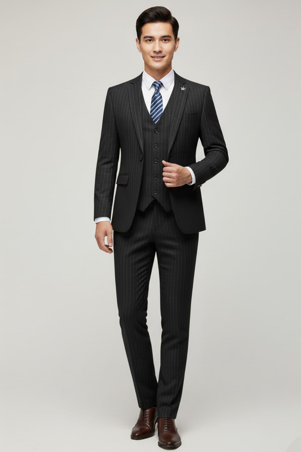 Herren Anzug 3-Teilig - Moderner Nadelstreifen-Look für Business & Events